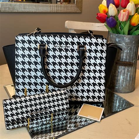 michael kors selma houndstooth saffiano leather large satchel
